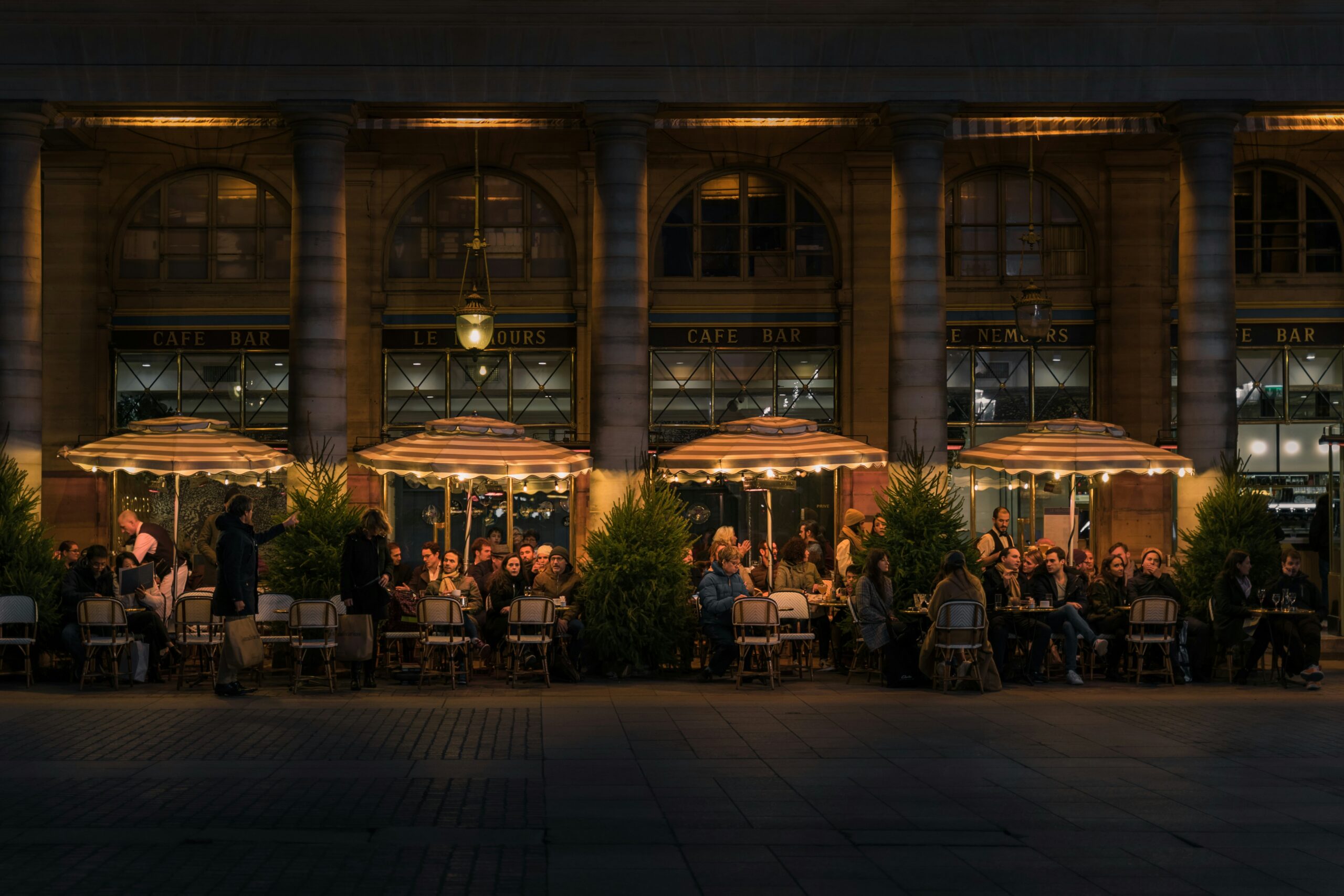 Günün Hangi Saatleri Restorana Gerçekten Para Kazandırır?